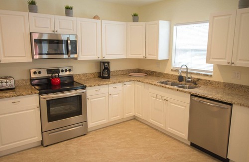 River District House | Relaxing 3BR Pool Home Near Manatee River & Downtown