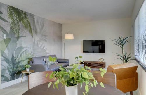 Imperial Point Apartment | Beachy & Boho Apartment for 6 with Pool and Pet-Friendly Perks