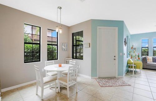 Naples House | Family-Friendly Retreat at 1431 Santiago Circle Unit 1903