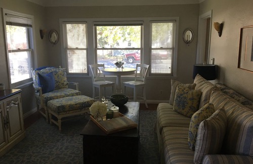 Napa House | Coastal Retreat with Downtown Access and Breakfast Included