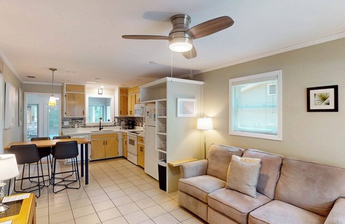 Jekyll Island House | Beachy Sisters: Guest Rated 9.8 with Ocean View Pool