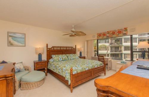 Islamorada House | Oceanfront Beacon Reef 306 with Spa and Hot Tub Access