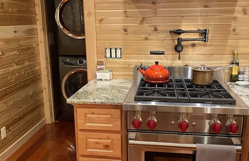 Bandon Cabin | BEAGHAN ESTATE: Steps from Bandon Dunes with Ocean Views