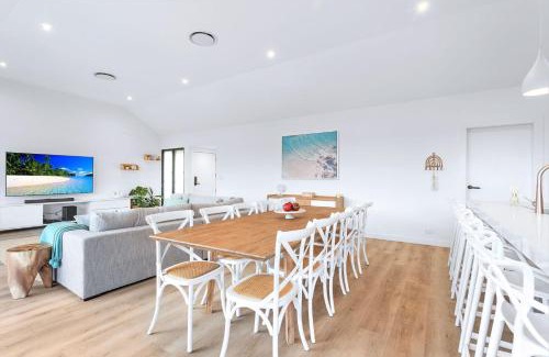 Vincentia House | Beam Hideaway - Pool, Spa & all the additional lux