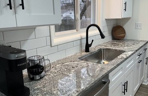 Mentor House | Inviting Mentor Bungalow with Central Location & Pet-Friendly