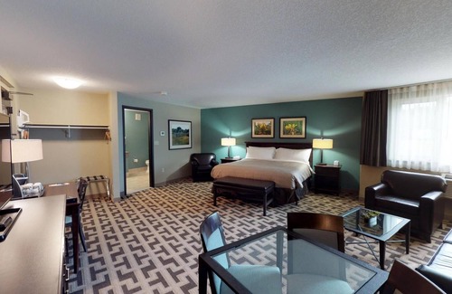 Carlyle Hotel | Bear Claw Casino & Hotel: Rated 9.2, Family-Friendly Amenities