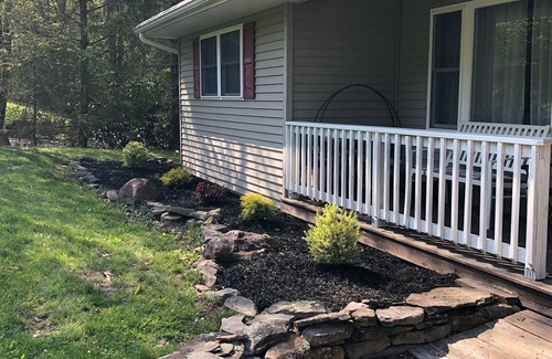Jim Thorpe House | Experience Bear Creek Lake House with Stunning Ocean Views