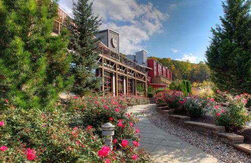 Macungie Resort | Discover Bear Creek Mountain Resort: Top-Rated with Ocean Views