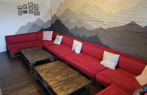 Sheregesh Apartment | Top-Rated Bear Hole: Family & Pet Friendly Getaway