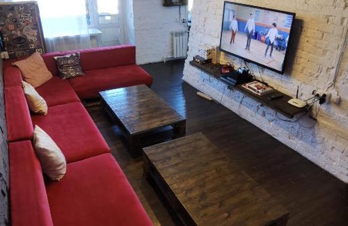 Sheregesh Apartment | Top-Rated Bear Hole: Family & Pet Friendly Getaway