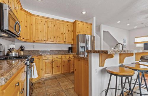 Bear Hollow Village House | Inviting Bear Hollow Village 5519 with Hot Tub & Pet-Friendly