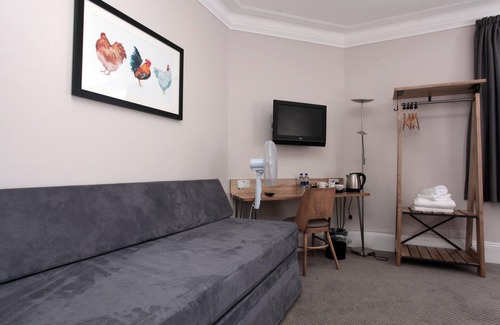 Street Hotel | Discover Bear Inn, Somerset: Family-Friendly 4-Star Stay