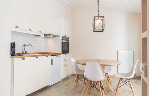 Athens City Centre Apartment | Trendy BeAthenian Apartment with Private Terrace Awaits
