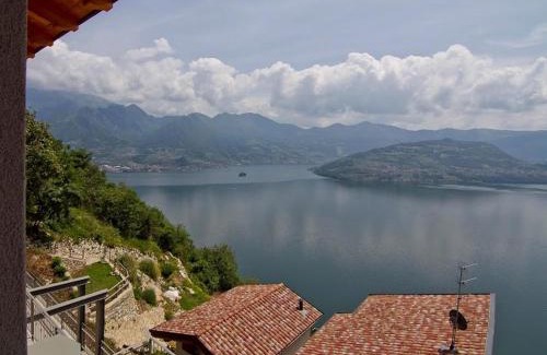 Parzanica Apartment | Beatrice