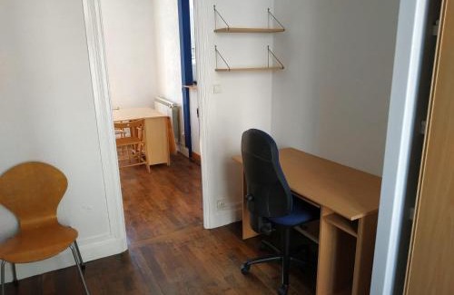 Saint-Pierre - Rene II - Bonsecours Apartment | Convenient Beau F3 Near All Shopping Amenities