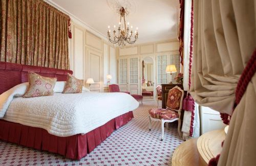 Downtown Geneva Hotel | Exquisite Beau-Rivage Genève: 5-Star Stay with Pet-Friendly Amenities