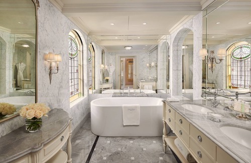 Downtown Geneva Hotel | Indulgent Stay at Beau Rivage Geneva - Rated 9.4/10!
