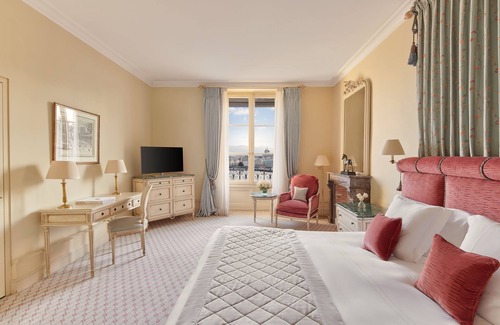 Downtown Geneva Hotel | Indulgent Stay at Beau Rivage Geneva - Rated 9.4/10!