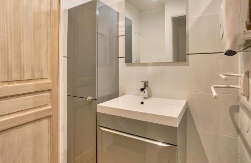 Eaux-Bonnes Apartment | Cozy Studio Gourette for Families - Ideal 2-Room Retreat