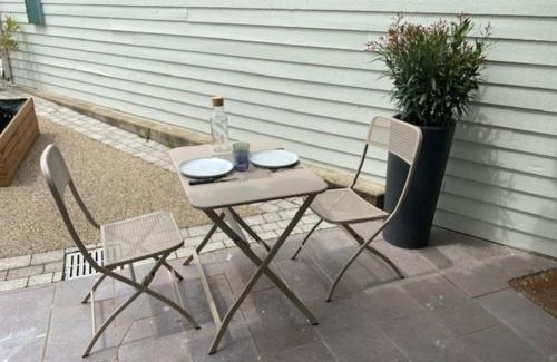 Blace Apartment | Modern Studio with Child-Friendly Amenities and Great Reviews