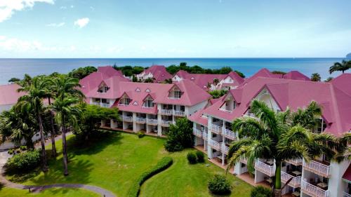 Gros Raisins Apartment | Beautiful Renovated Studio in a Premier Hotel Complex