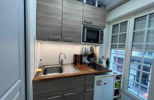 Saint-Mande Apartment | Cozy Beau Studio with Kitchen Near Family-Friendly Attractions