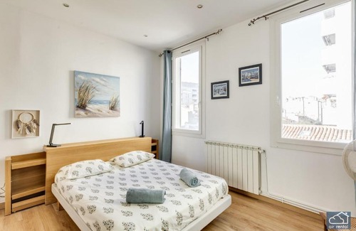 Notre-Dame du Mont Apartment | Charming Renovated T2 in the Heart of Cours Julien