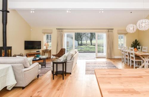 North Stoke House | Exceptional Family-Friendly Stay at Beaufort Dairy