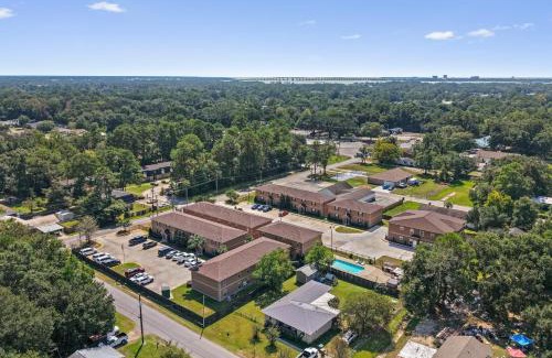 D'Iberville Apartment | Beaujolais Villas