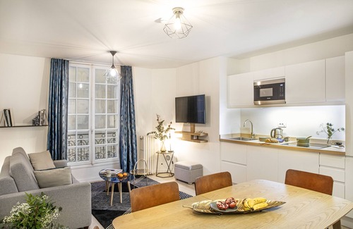 Madeleine Apartment | Top-Rated Beauquartier - Madeleine with Family-Friendly Amenities