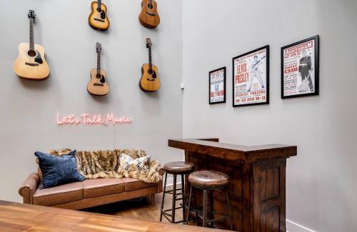 North Nashville House | Beaus Oasis: Family-Friendly Retreat Near Downtown Nashville