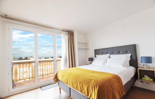 Le Kremlin-Bicetre Apartment | Top-Rated Beausoleil Studio Near Metro Paris Sud for Families