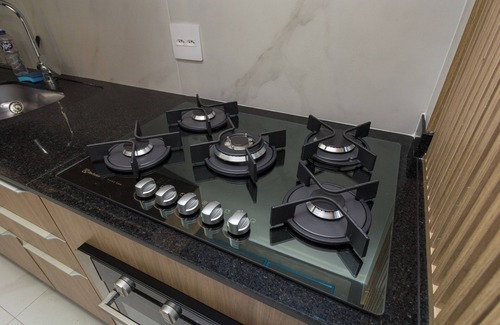 Bairro Jardim Botanico Apartment | Beautiful, cozy , renovated apartment blocks from the Botanical Garden.