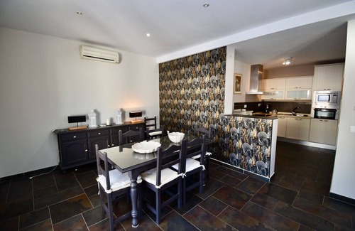 Los Gallos-Cerromolino Villa | Garden Villa for 7 with Pool and Oceanfront Views