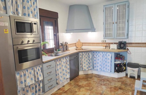 Chiclana de la Frontera Villa | Idyllic Villa Zahara: Private Pool & Oceanfront Escape