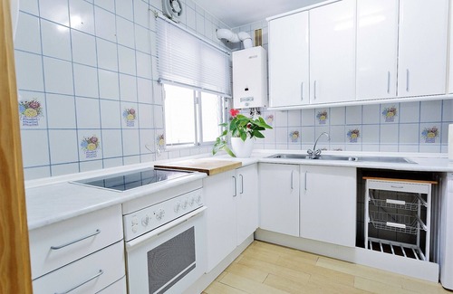 El Puerto de Santa Maria Apartment | Central Apartment with Ocean View, Private WiFi & Elevator