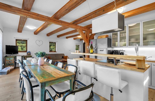 Dolni Branna House | Private Villa for 10 with Hot Tub, WiFi & Pet-Friendly Perks