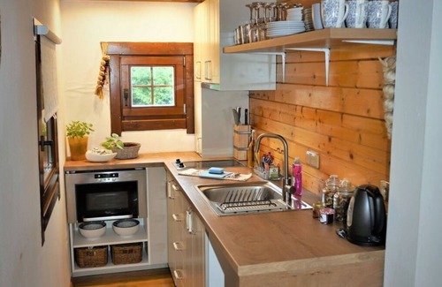 Dolni Branna House | Private Villa for 8 with Hot Tub, Pets Welcome & WIFI