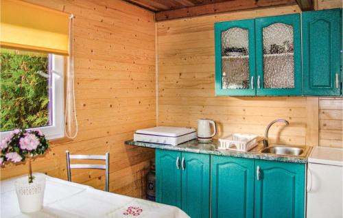 Krokowa House | Pet Friendly 2 Bedroom Retreat in Karwienskie Blota