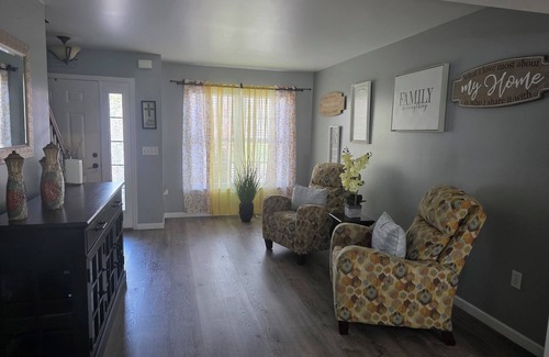 Leacock-Leola-Bareville House | Relaxing Townhouse Near Lancaster & Dutch Wonderland