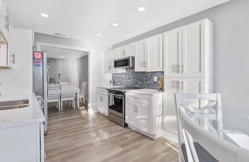 Village of Four Seasons Condo | Unforgettable Lake of the Ozarks Views - Minutes to Fun!
