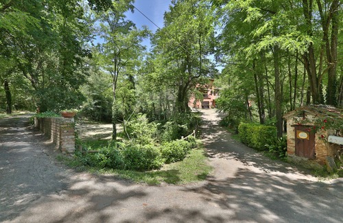 Terranuova Bracciolini Villa | Idyllic Private Villa with Hot Tub, Pool & Pet-Friendly Options