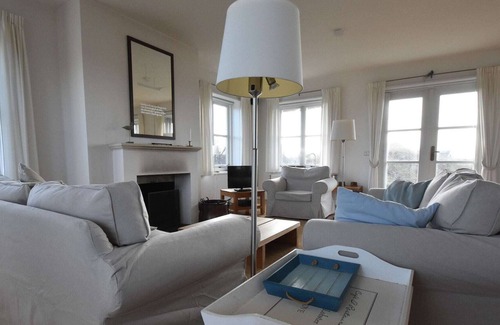 Midsland Villa | Beautiful villa on Terschelling in the dunes, 150 meters away