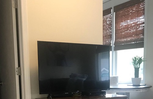 Lake Orion Apartment | Beautiful Lake View /Apartment