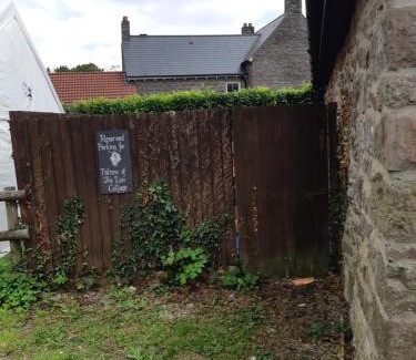 Redbrook House | Cozy 1-Bed Cottage in Trellech - Pet & Child Friendly