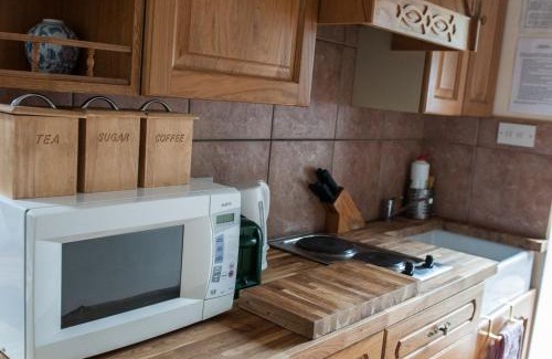 Redbrook House | Cozy 1-Bed Cottage in Trellech - Pet & Child Friendly