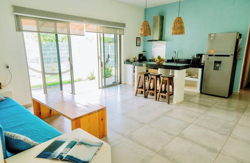 Saladita House | Beautiful 1 bedroom house with swimming pool near the beach and surf spot