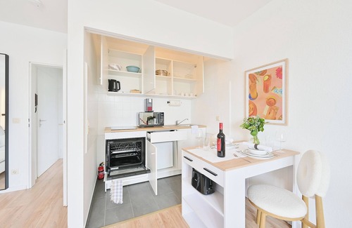 Grifflenberg Apartment | Beautiful 1-Bedroom apartment with fully Kitchen near University and Downtown
