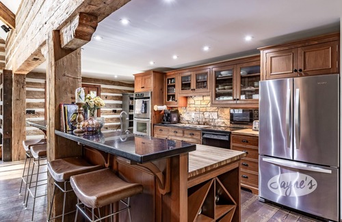 Torrance Cottage | Renovated 100-Year-Old Log Cabin with Guest House & Boathouse