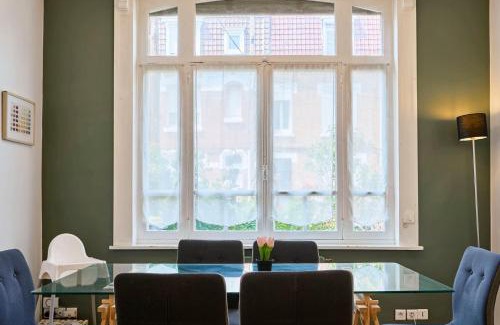 Lambersart Apartment | Inviting 1900 House with Garden & Family-Friendly Amenities